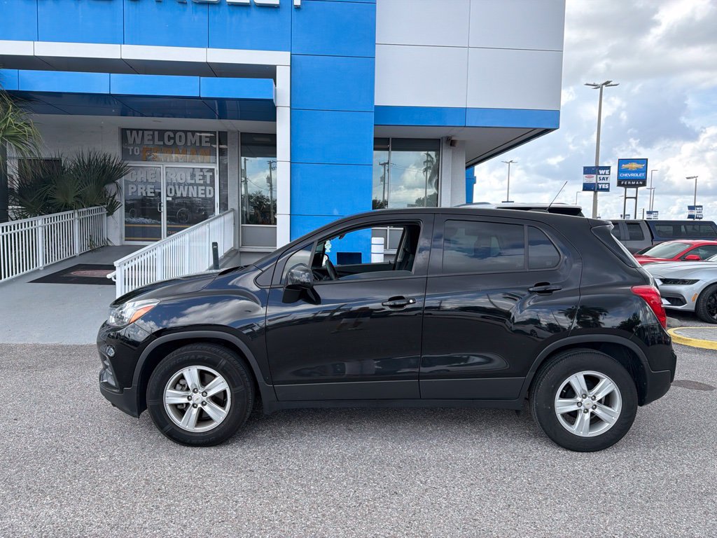 Used 2020 Chevrolet Trax LS FWD image 4