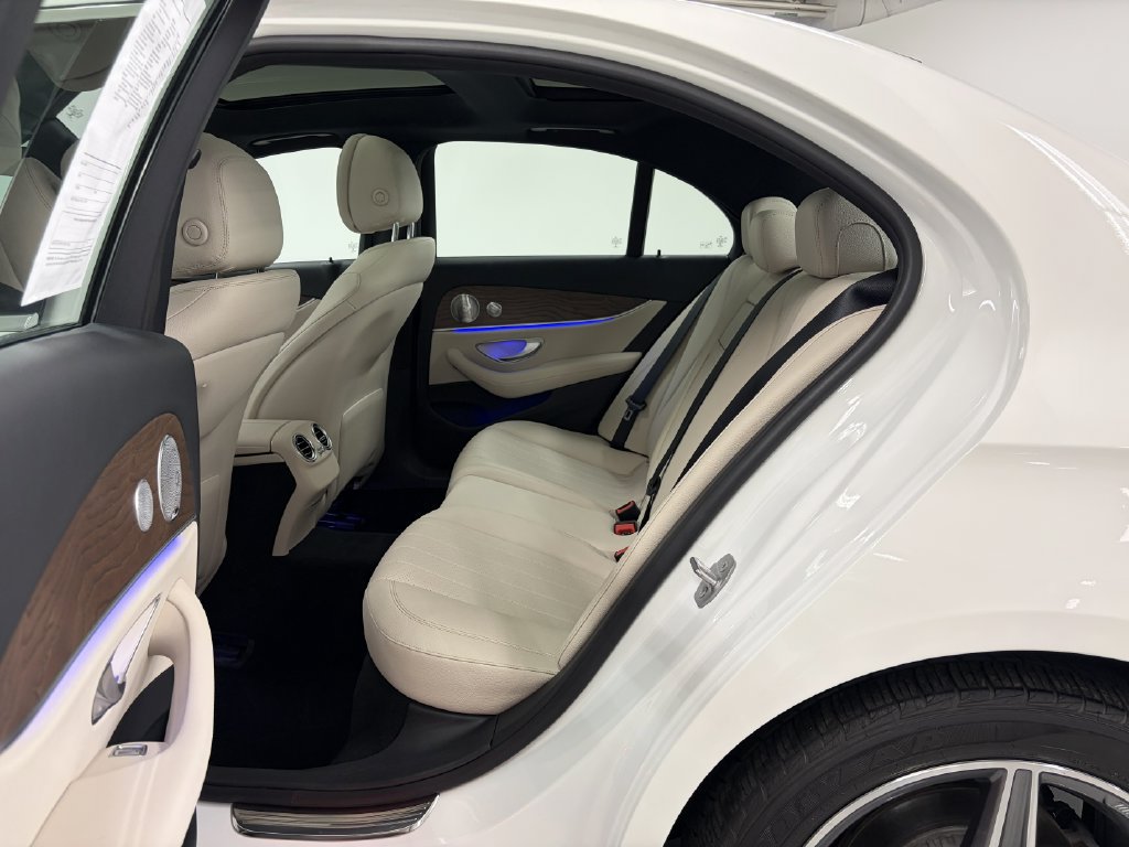 Used 2017 Mercedes-Benz E 300 4MATIC image 16