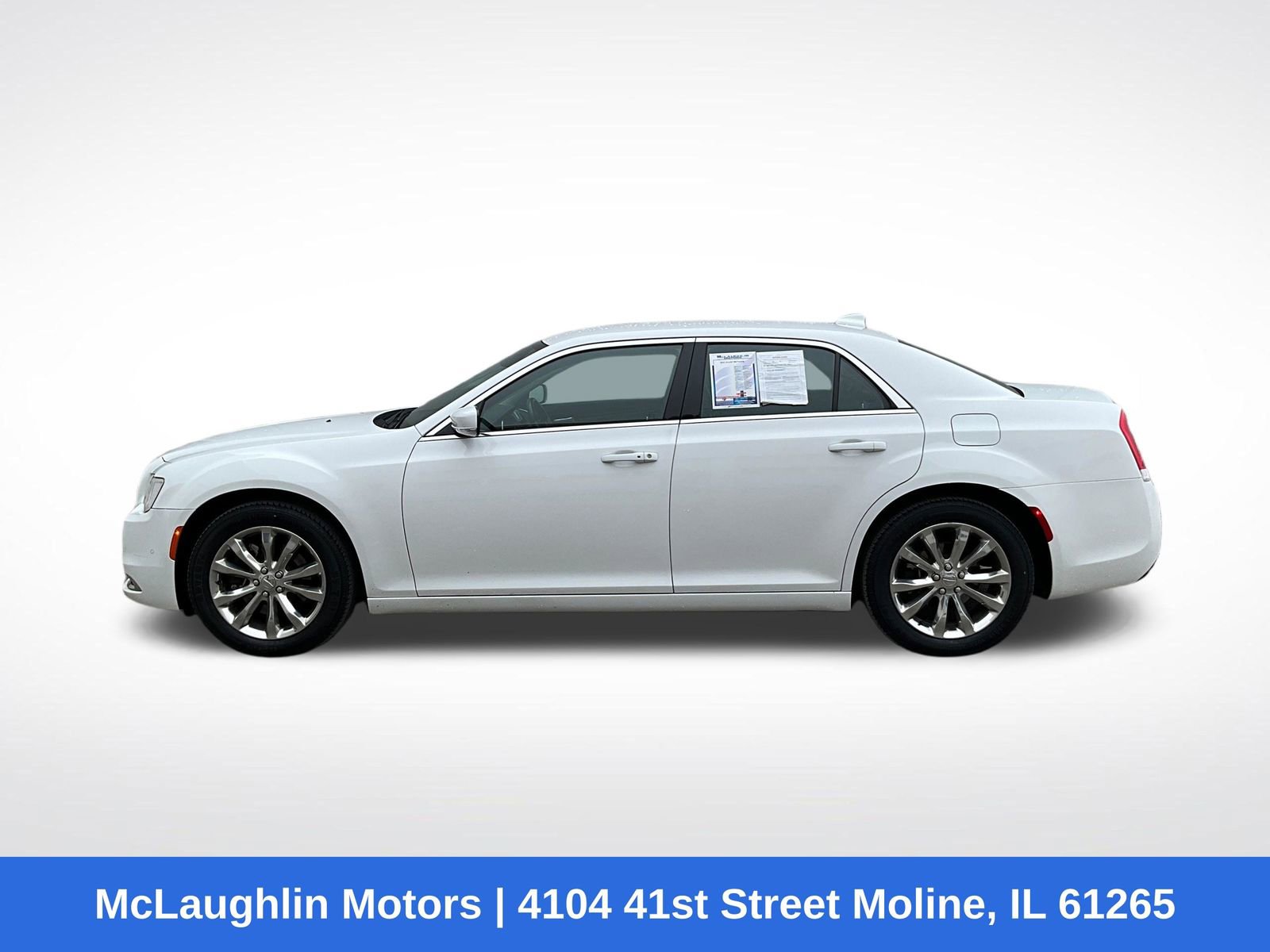 Used 2021 Chrysler 300 Touring L image 14
