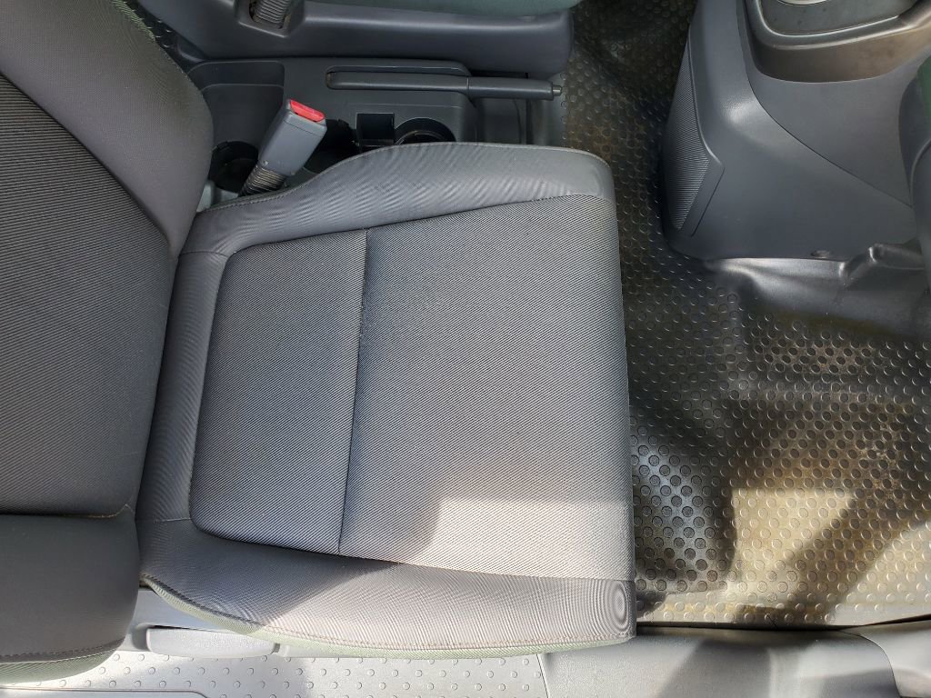 Used 2004 Honda Element EX image 32
