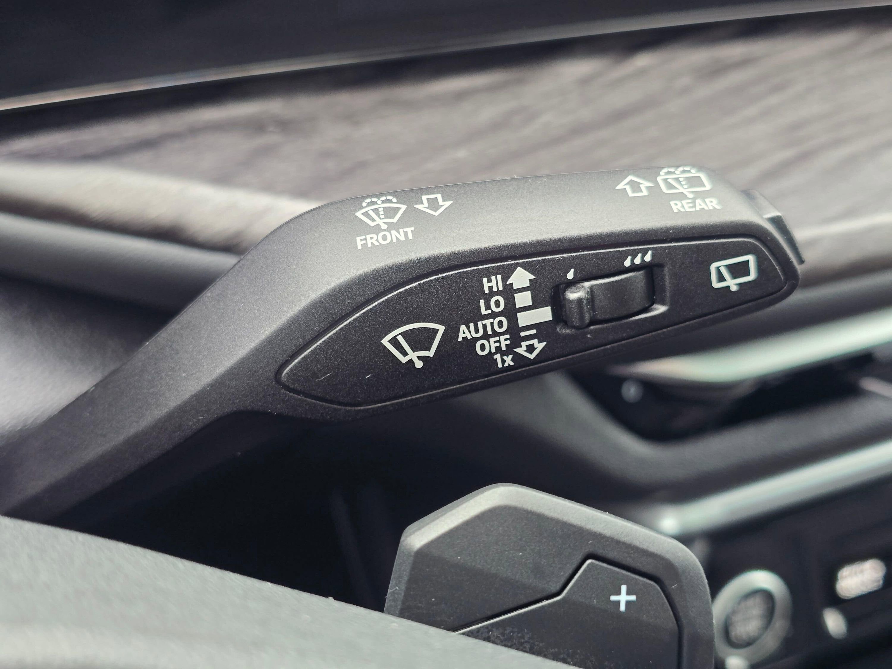 Certified 2025 Audi Q5 Premium w/ Convenience Package image 39