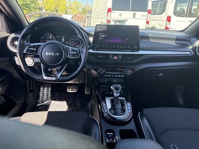 Used 2023 Kia Forte GT-Line w/ GT-Line Premium Package FWD image 16