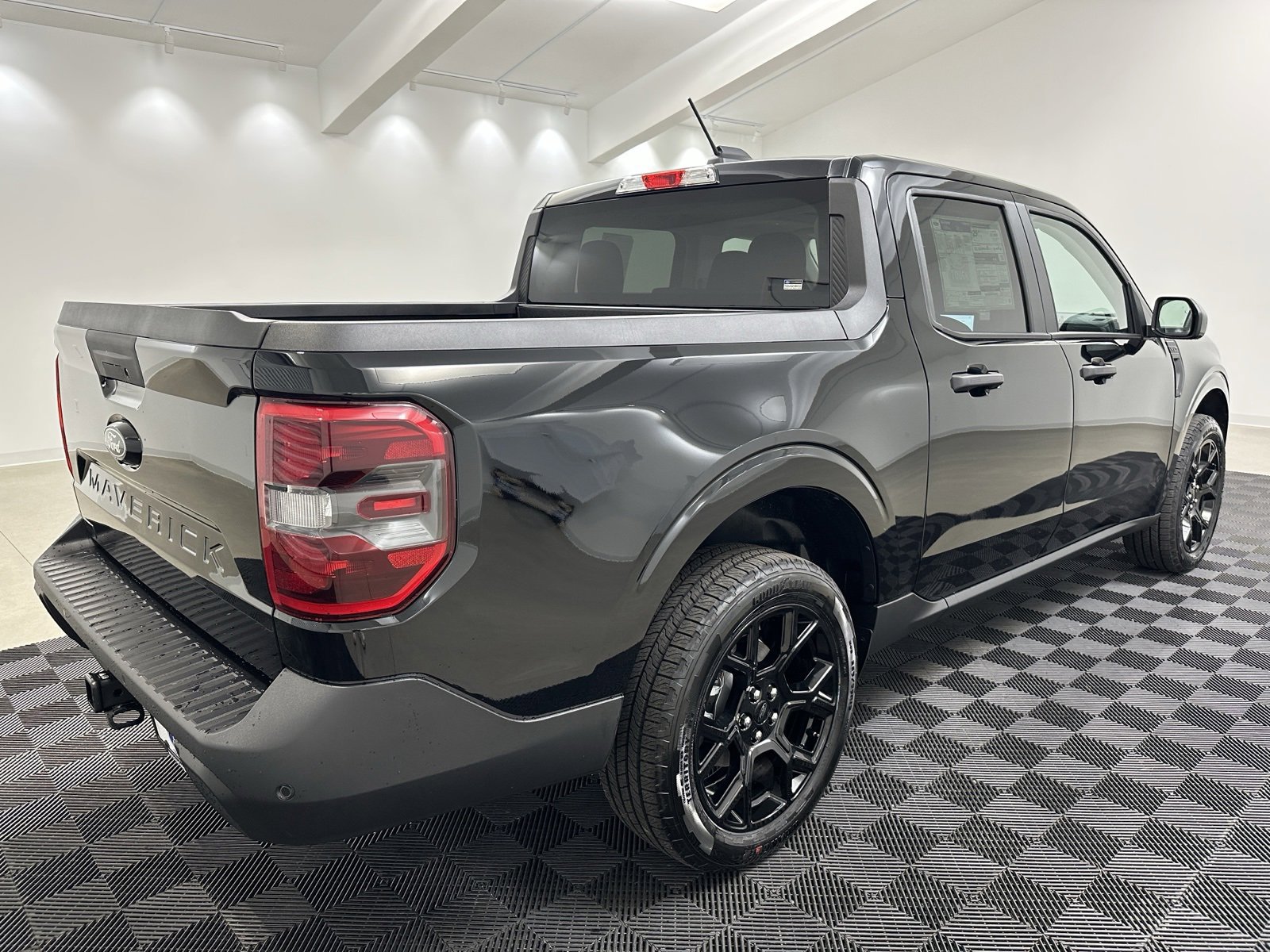 New 2025 Ford Maverick XLT w/ XLT Luxury Package image 7