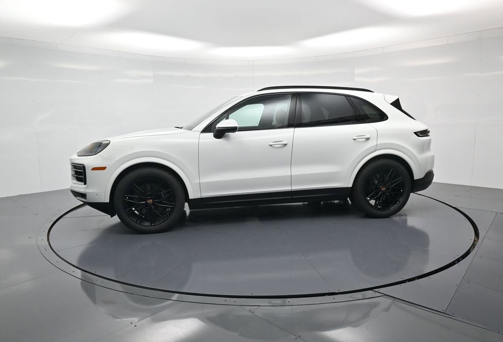 New 2026 Porsche Cayenne image 2