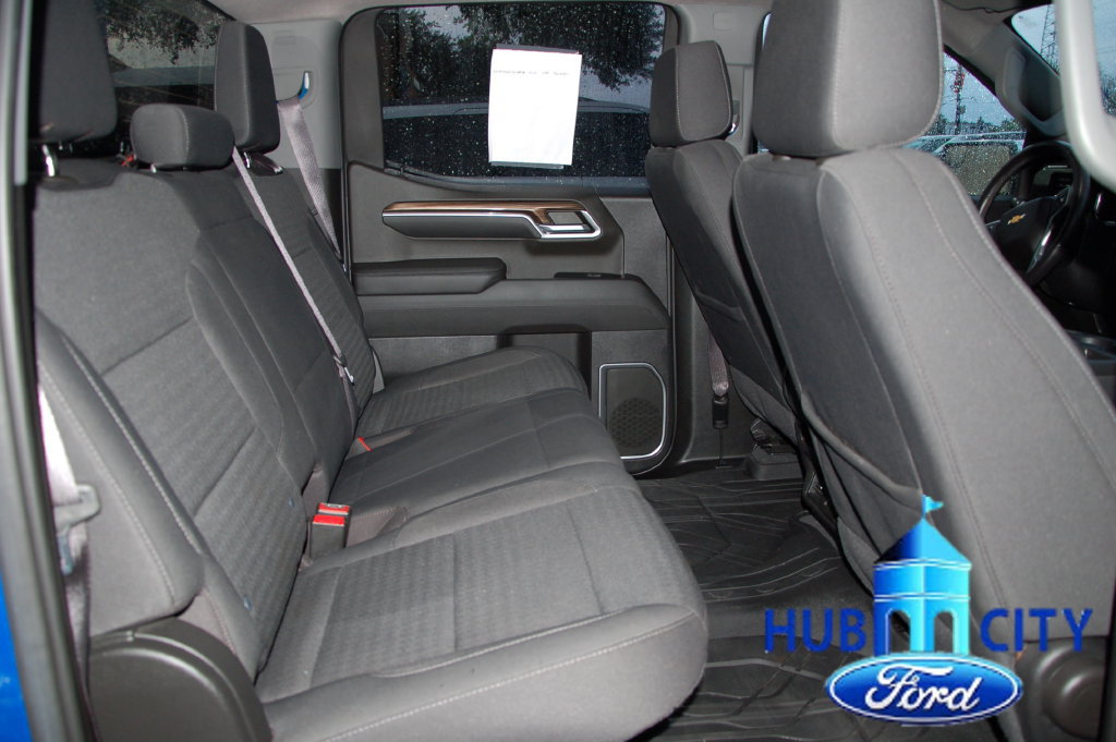 Used 2022 Chevrolet Silverado 1500 LT RWD image 14
