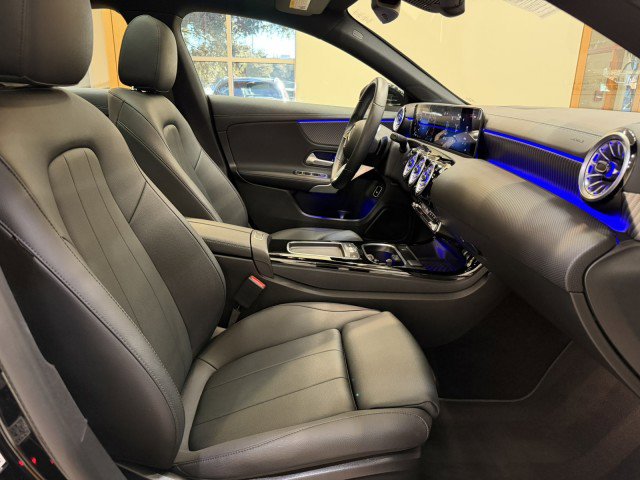 Used 2025 Mercedes-Benz CLA 250 image 14