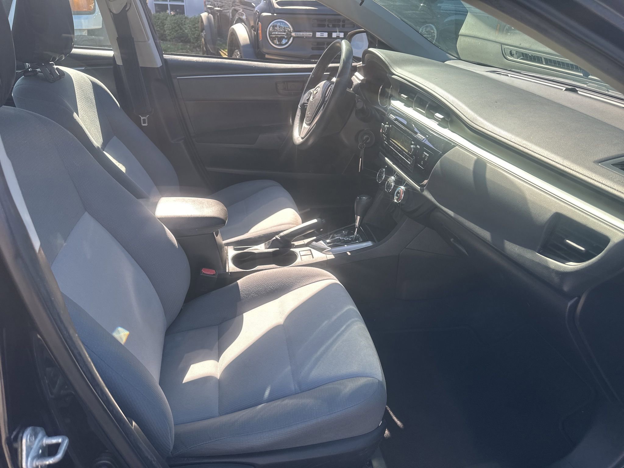 Used 2015 Toyota Corolla L image 14