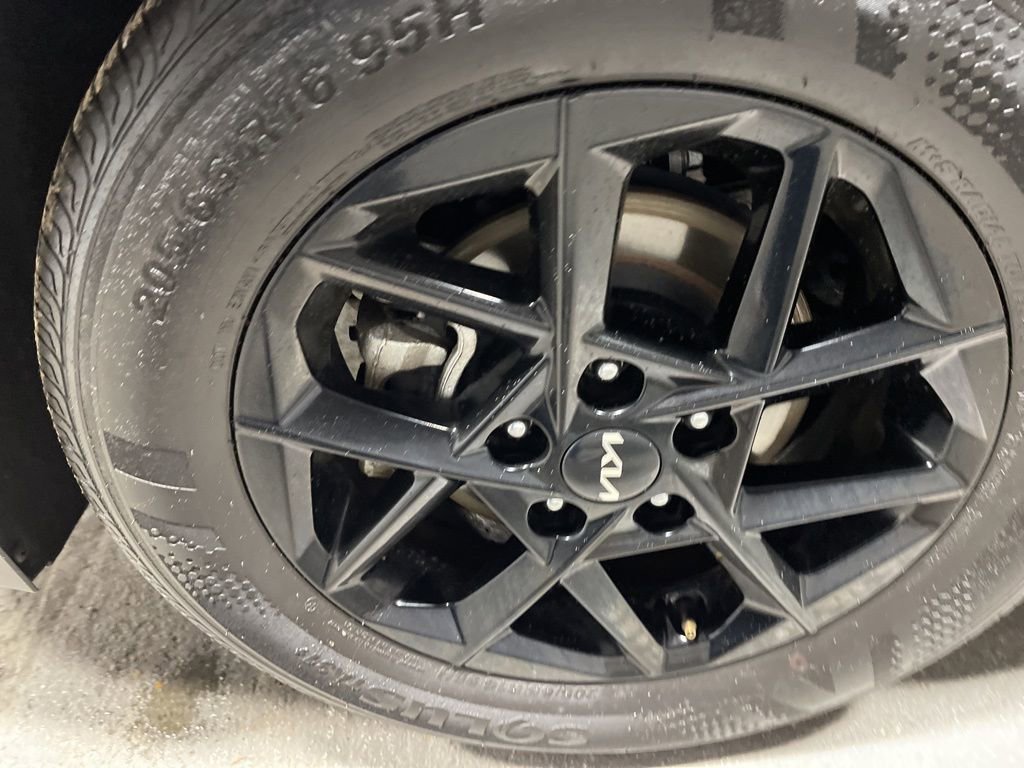 Used 2025 Kia K5 LXS FWD image 38