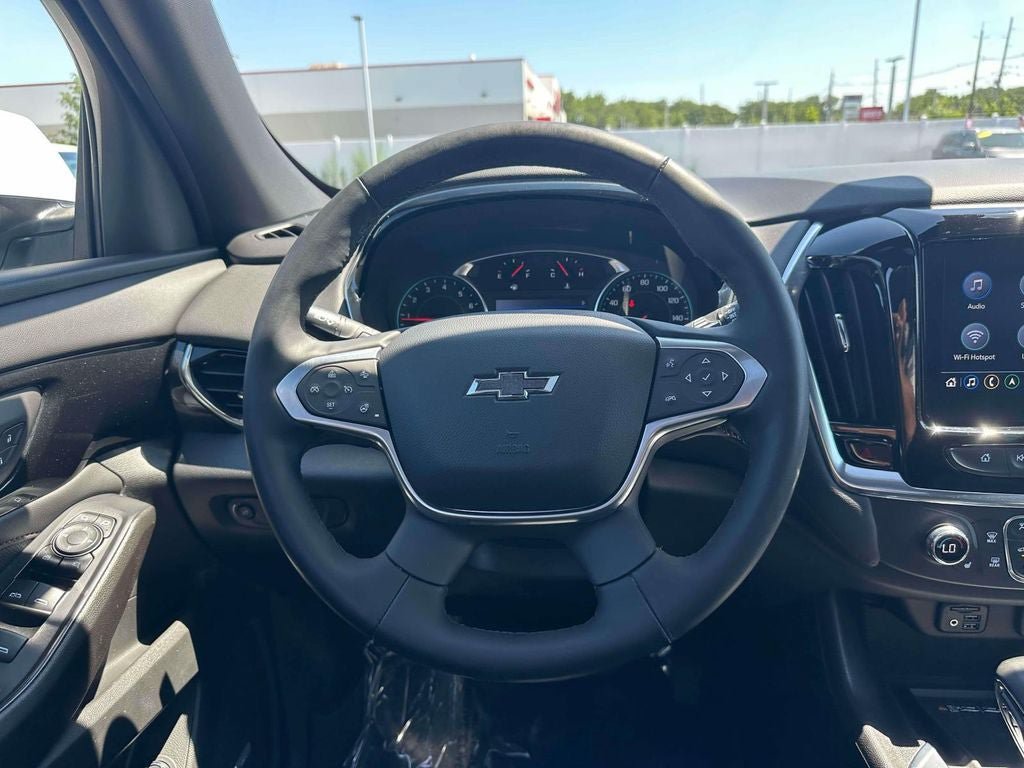 Used 2023 Chevrolet Traverse RS w/ LPO, Floor Liner Package AWD/4WD image 15