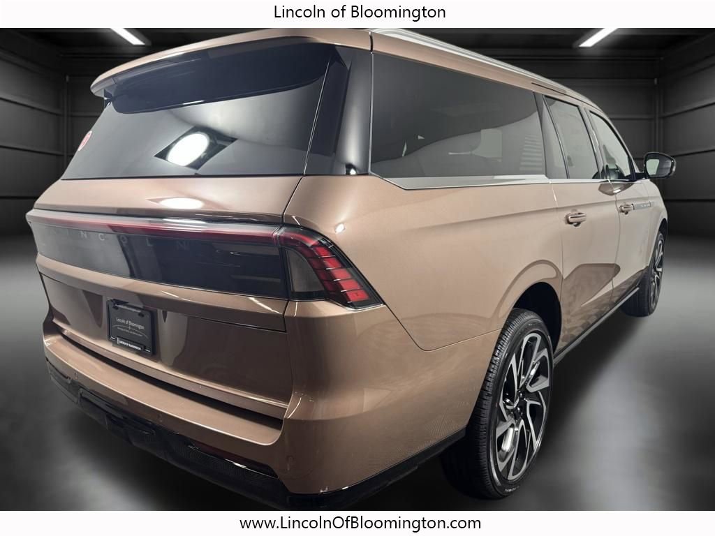 New 2026 Lincoln Navigator L Black Label AWD/4WD image 7
