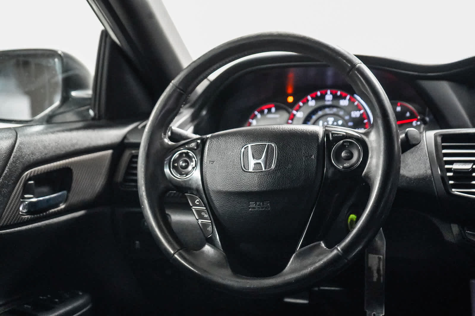 Used 2017 Honda Accord Sport image 14