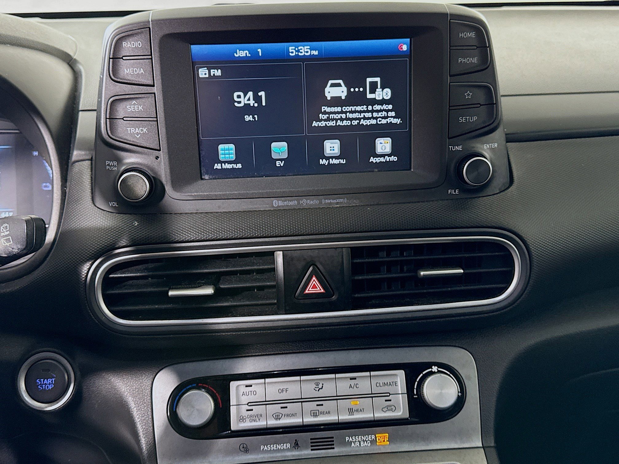 Used 2021 Hyundai Kona Limited image 18