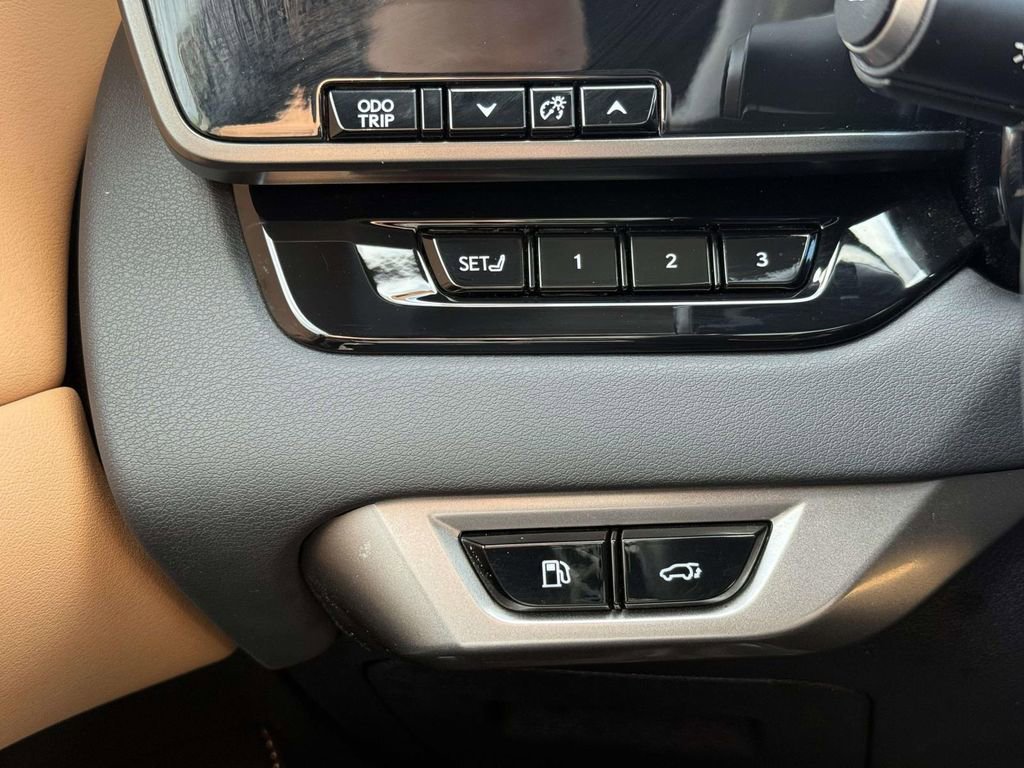 Used 2023 Lexus RX 350 Premium Plus w/ Accessory Package AWD/4WD image 24