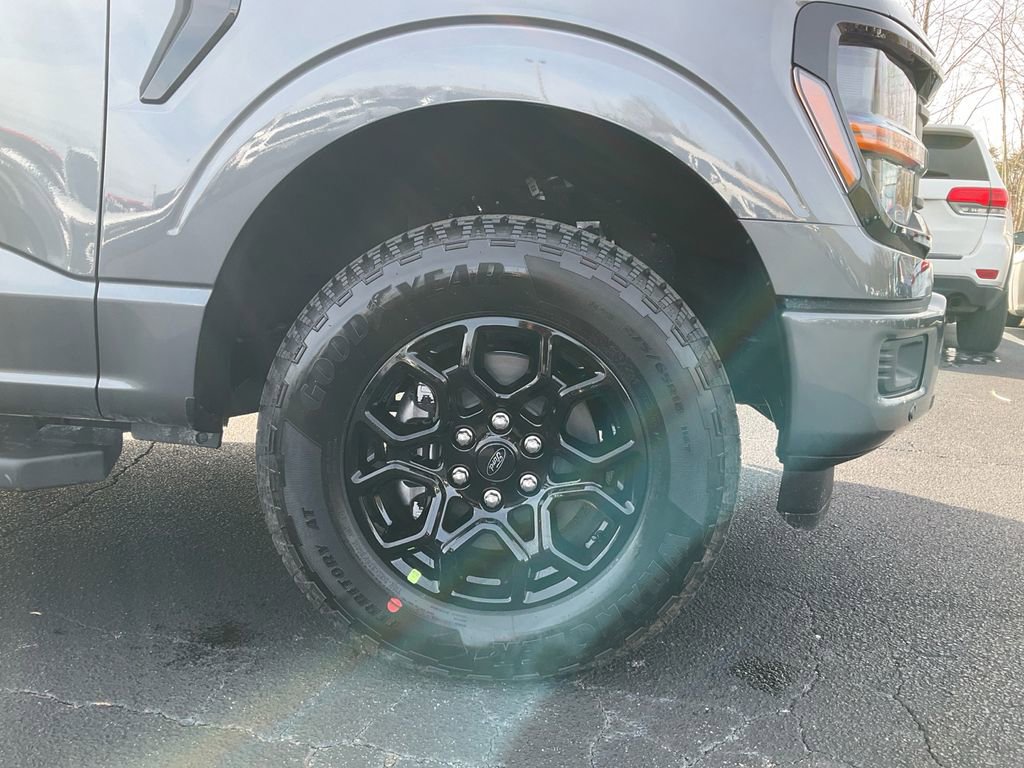 New 2026 Ford F150 XLT w/ Equipment Group 302A MID image 10