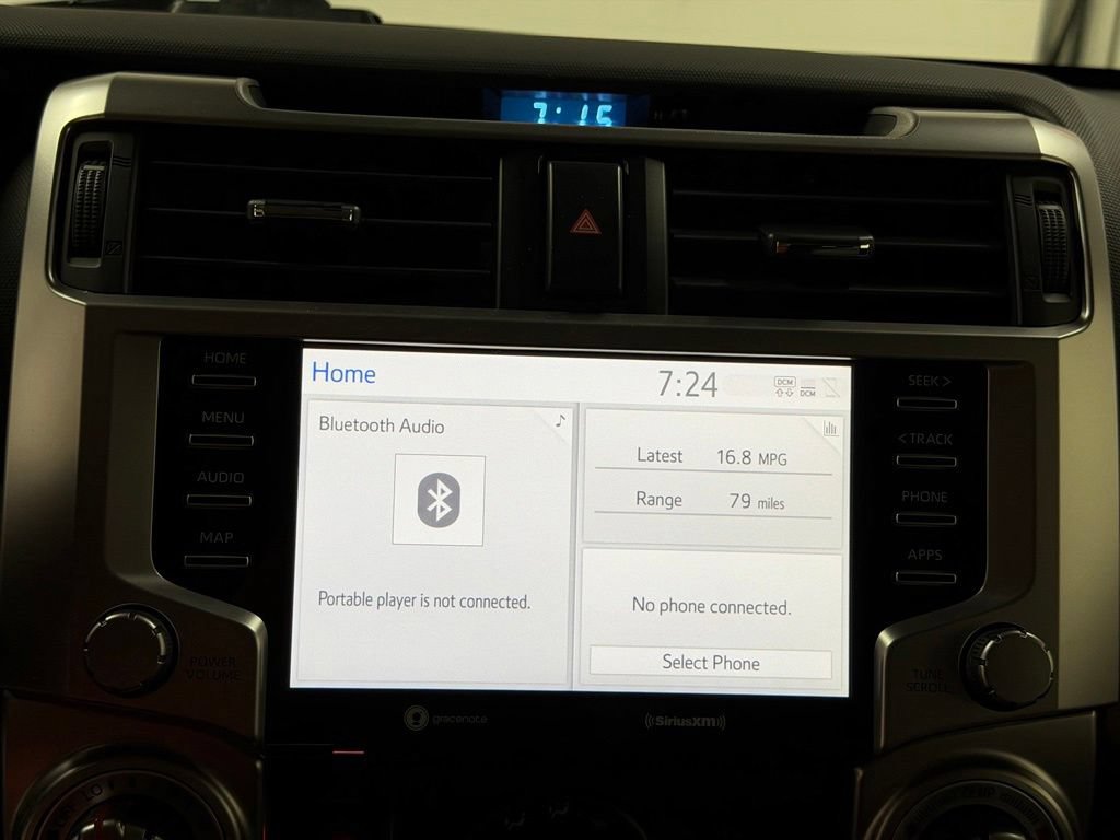 Used 2020 Toyota 4Runner SR5 AWD/4WD image 33