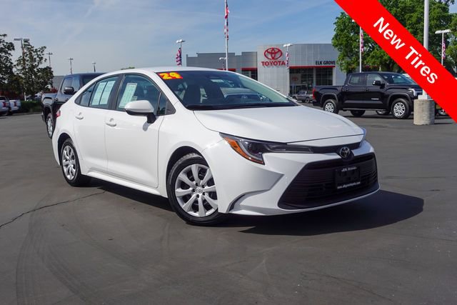 Certified 2024 Toyota Corolla LE image 2