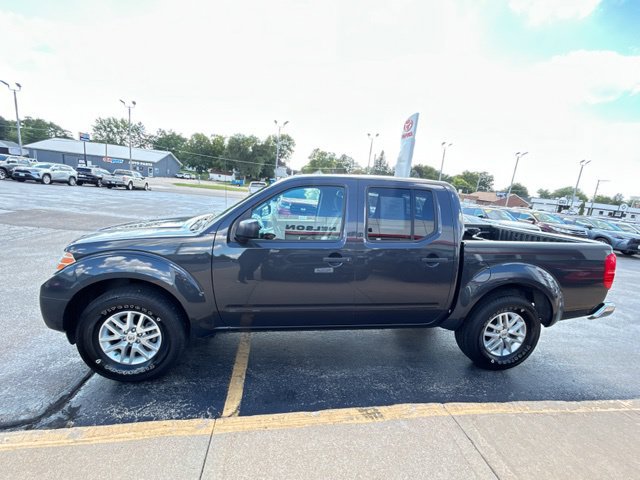 Used 2015 Nissan Frontier SV w/ SV Value Truck Package RWD image 6