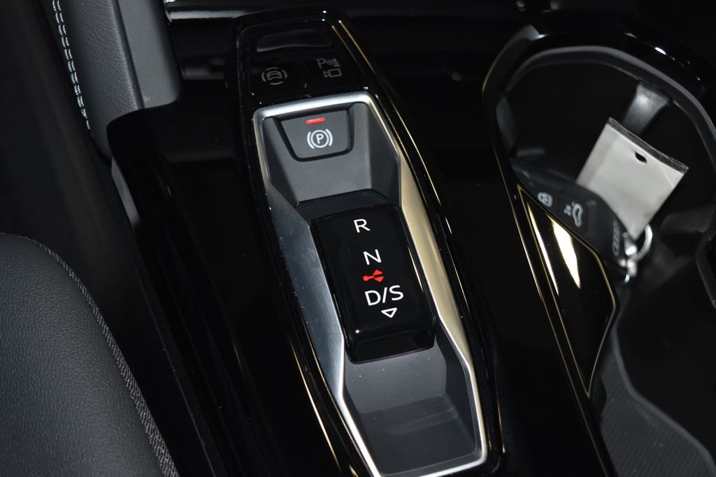 Certified 2025 Audi Q5 Premium w/ Convenience Package image 14