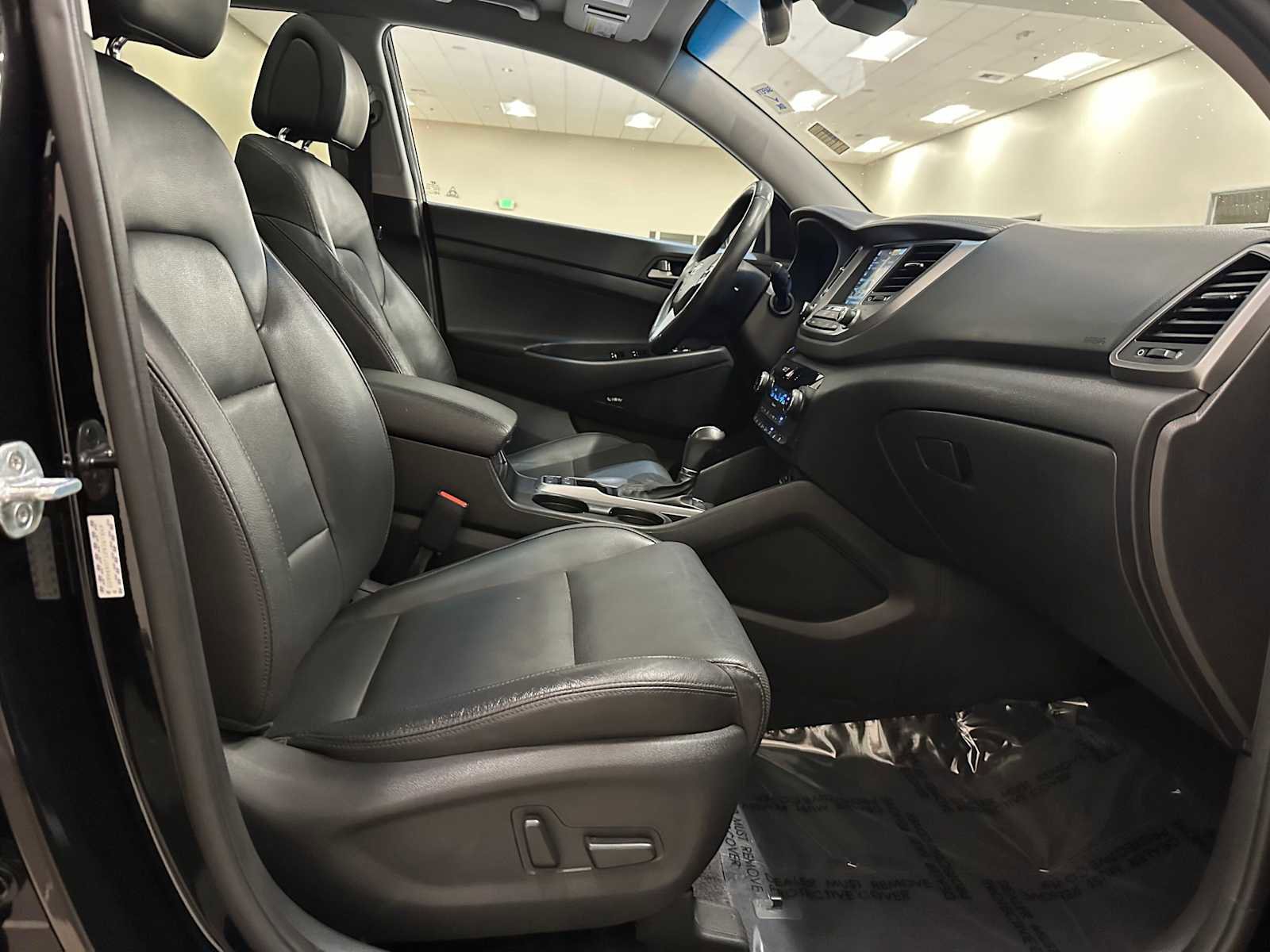 Used 2018 Hyundai Tucson Limited w/ Ultimate Package 02 AWD/4WD image 28