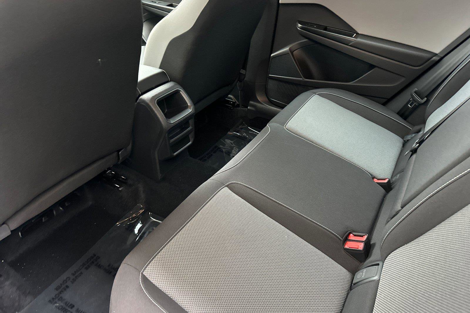 Used 2022 Volkswagen Taos S image 11