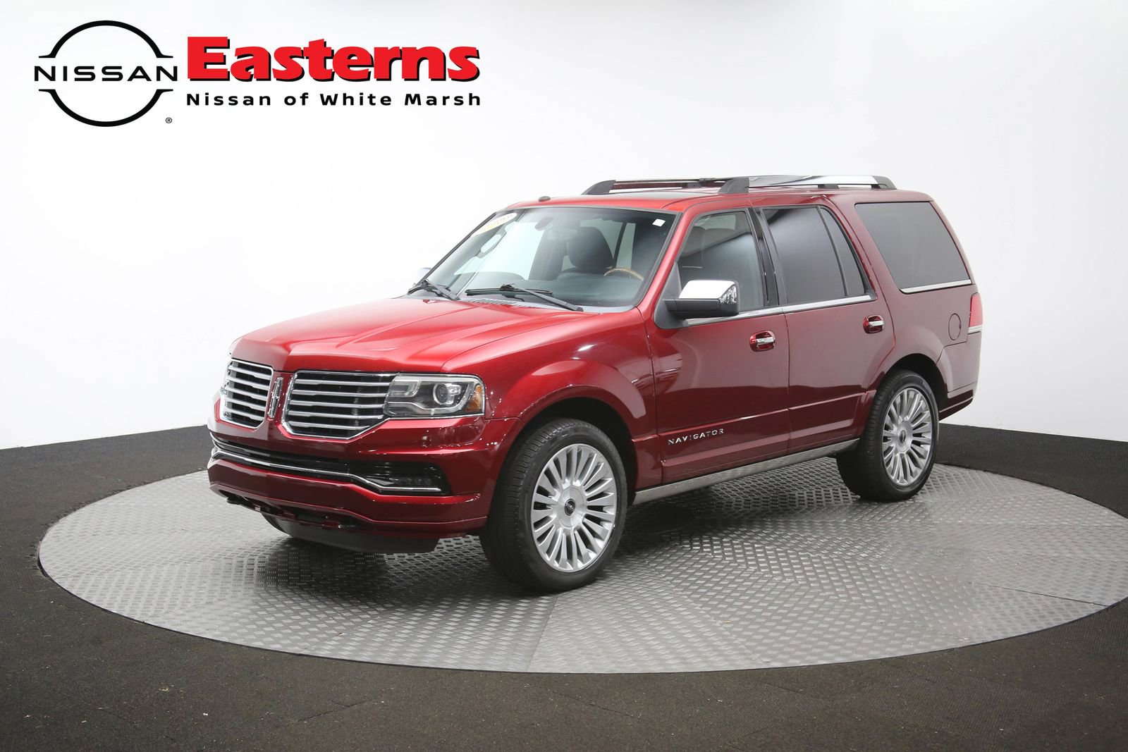 Used 2016 Lincoln Navigator Reserve AWD/4WD image 59