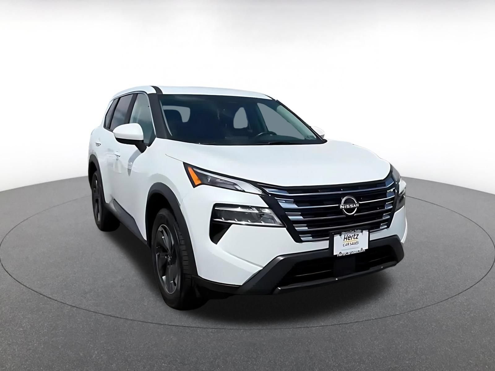 Used 2025 Nissan Rogue SV AWD/4WD image 3