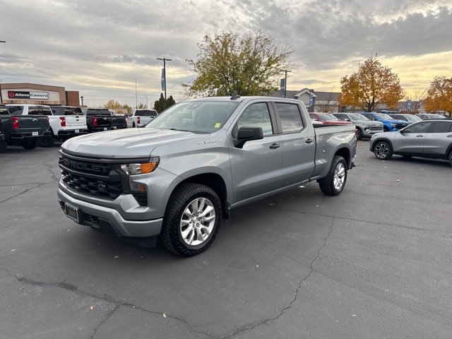 Used 2024 Chevrolet Silverado 1500 Custom image 3