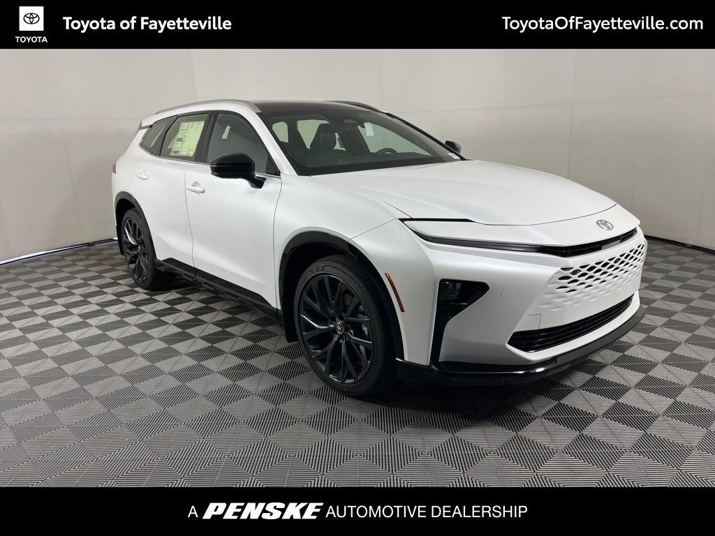 New 2025 Toyota Crown Signia image 6