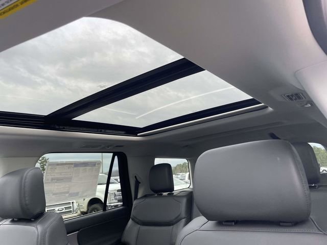 New 2026 Ford Expedition Active RWD image 8