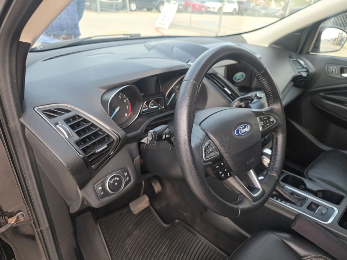 Used 2018 Ford Escape SEL w/ Canadian Touring Package AWD/4WD image 18