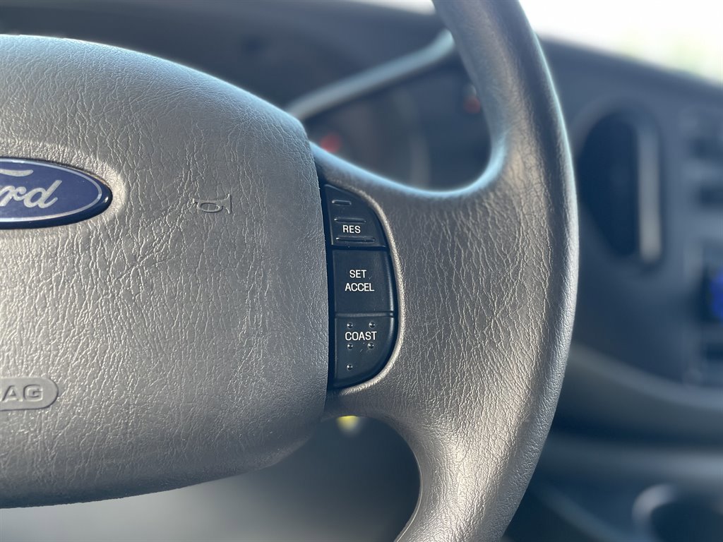 Used 2007 Ford E-350 and Econoline 350 XL image 24