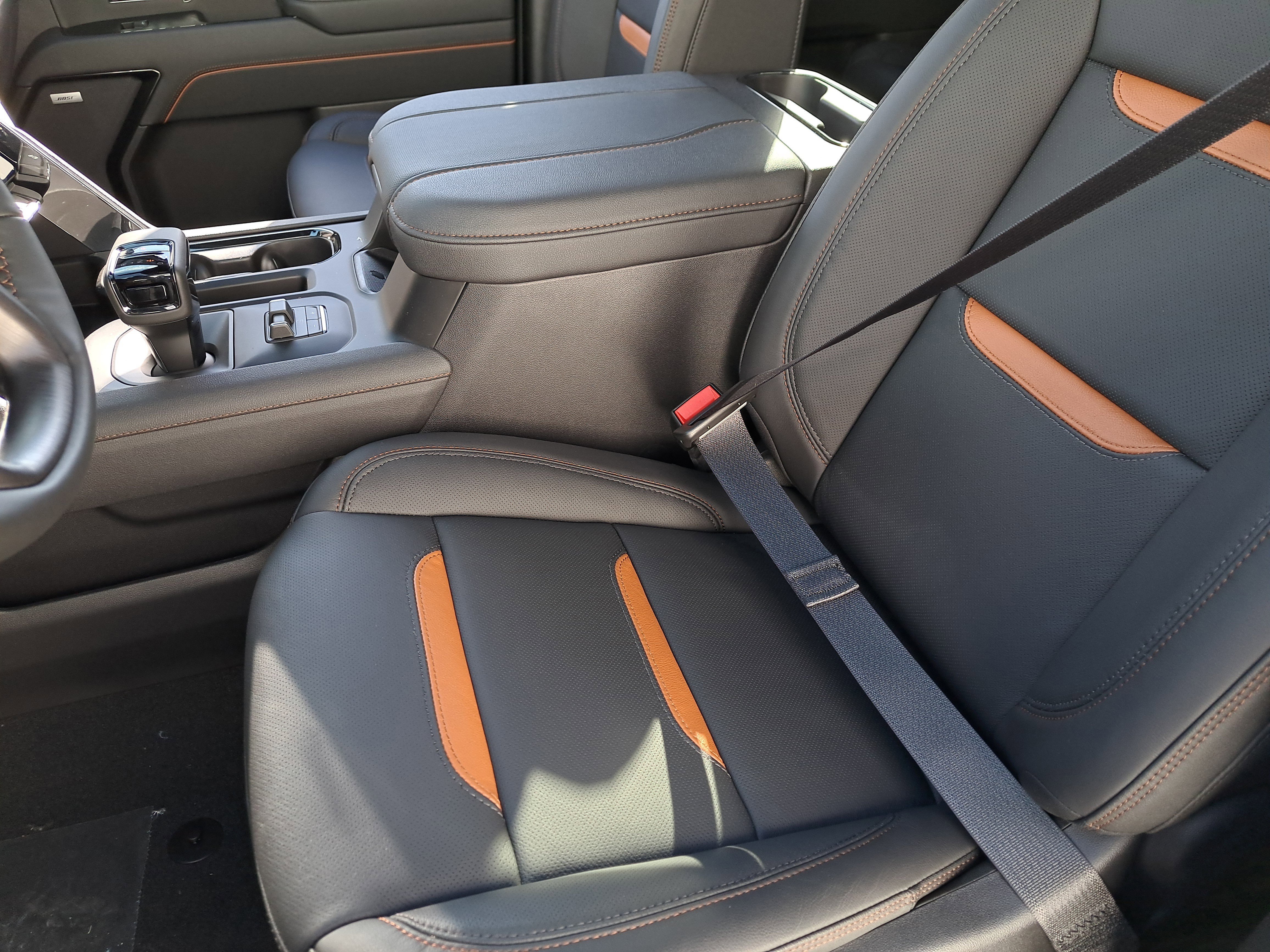 New 2026 GMC Sierra 1500 AT4 w/ AT4 Premium Package AWD/4WD image 21