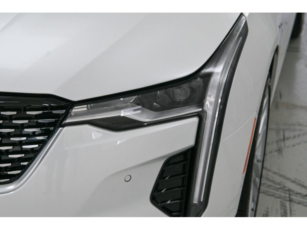 New 2025 Cadillac CT4 Premium Luxury image 9