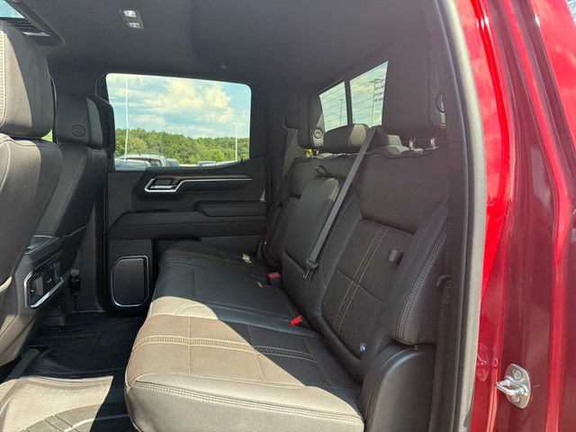 Used 2025 Chevrolet Silverado 1500 High Country AWD/4WD image 40