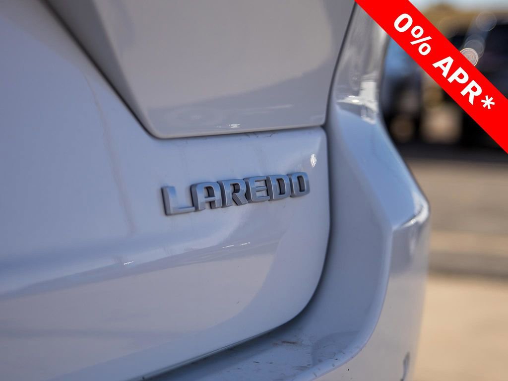 New 2025 Jeep Grand Cherokee Laredo X image 11