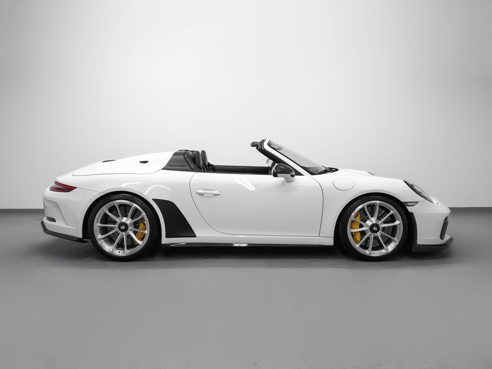 Used 2019 Porsche 911 Speedster image 14