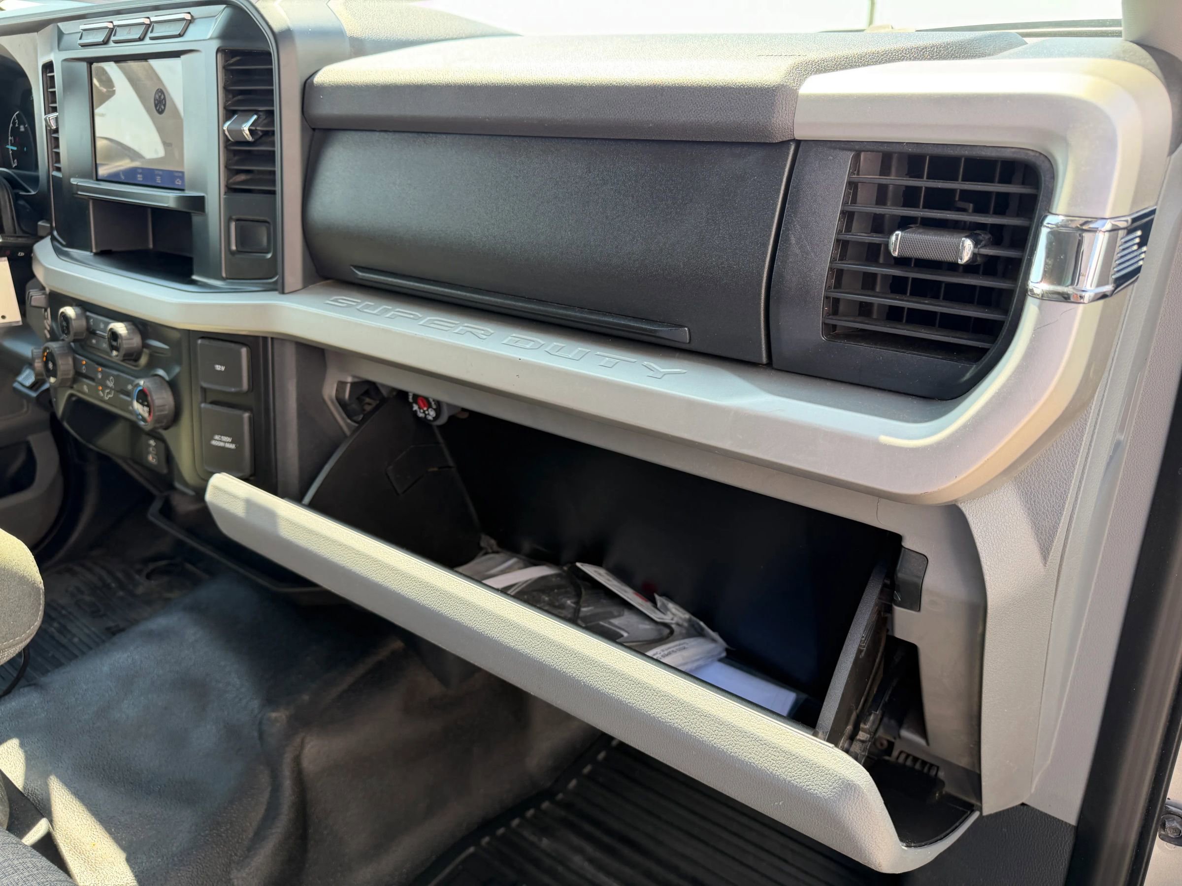 Used 2023 Ford F450 XLT AWD/4WD image 28