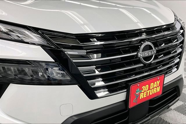 New 2025 Nissan Rogue SV image 15