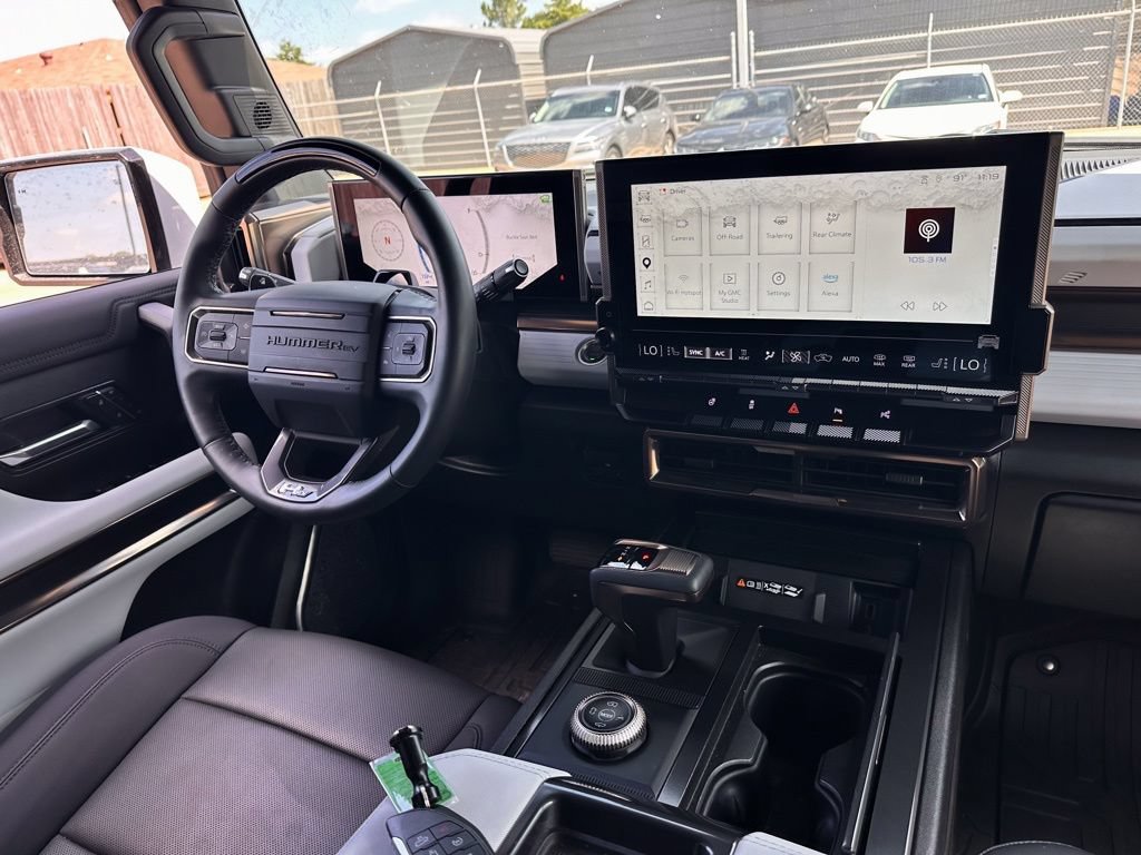 Used 2025 GMC Hummer EV 3X AWD/4WD image 9