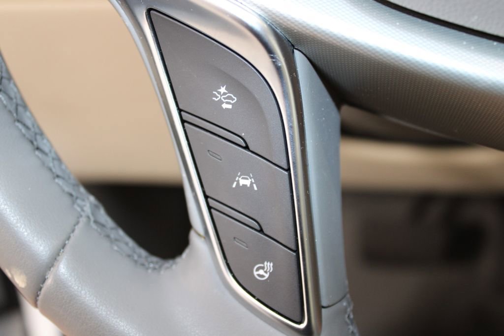 Used 2025 Cadillac XT5 Premium Luxury w/ Technology Package image 23