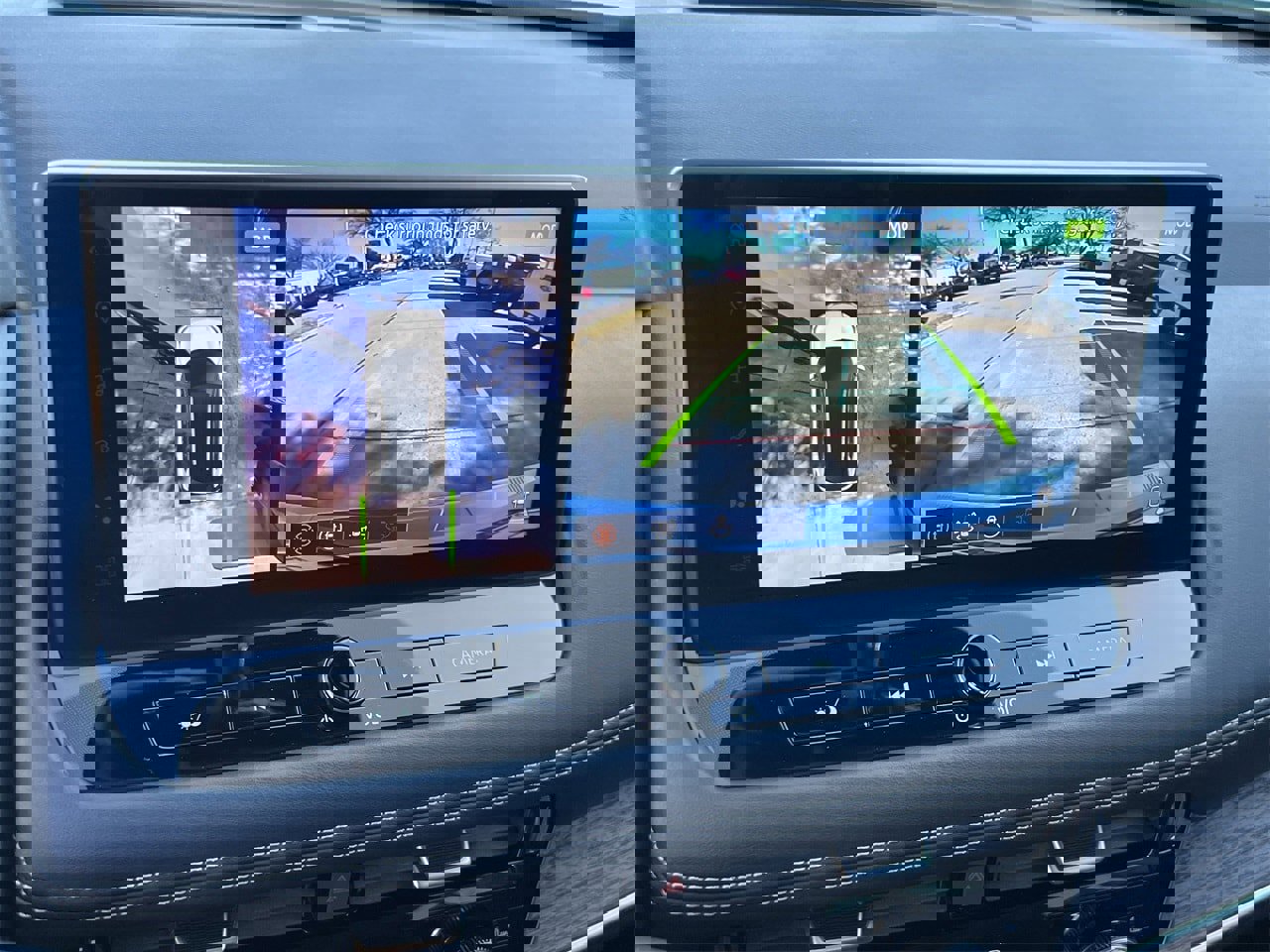 Certified 2025 Nissan Rogue Platinum w/ Tech Package image 16