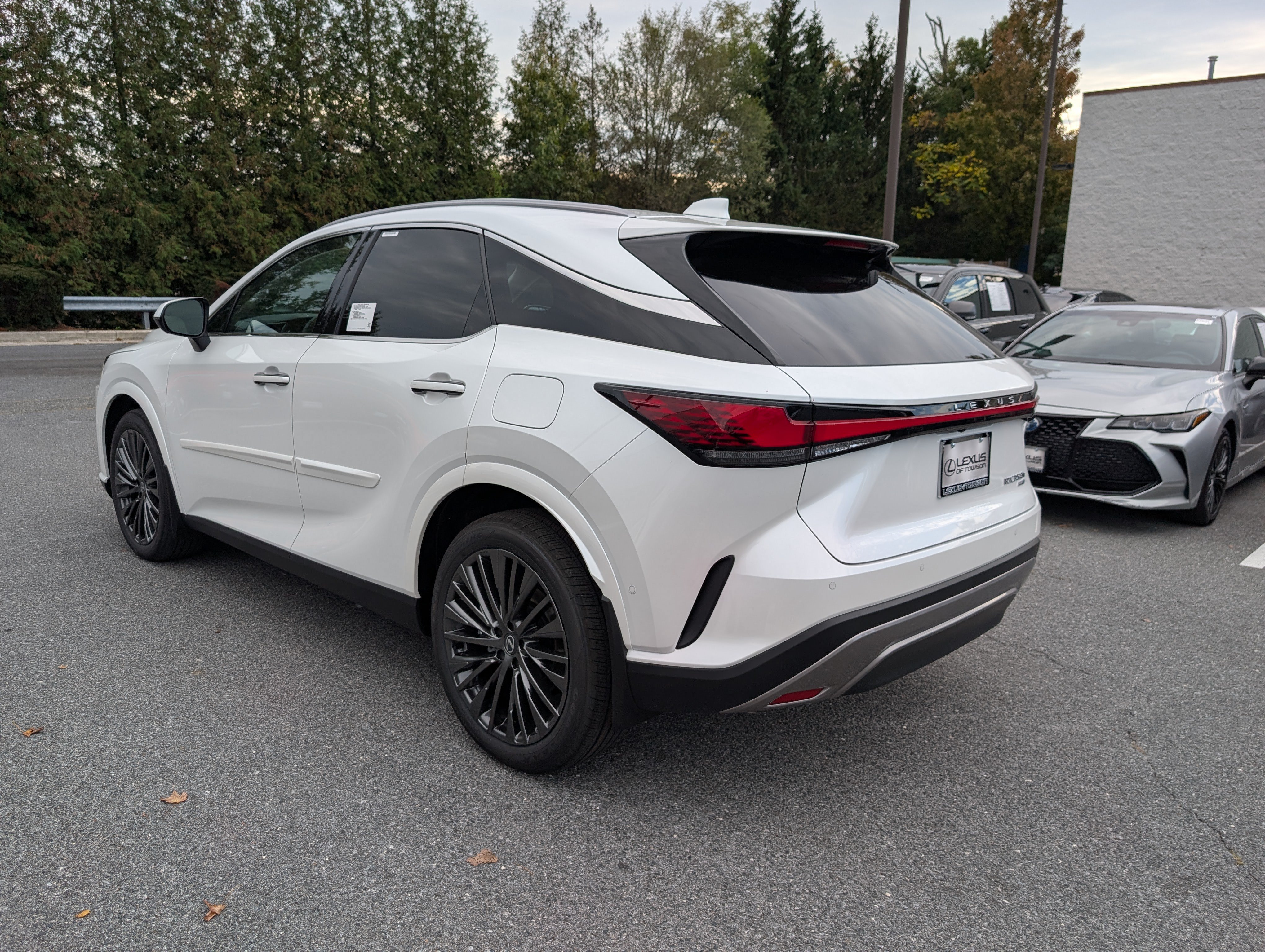 New 2026 Lexus RX 350h AWD/4WD image 3