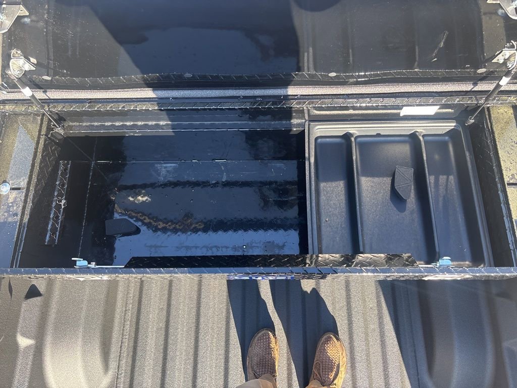 Used 2025 Chevrolet Colorado Z71 w/ Technology Package image 21