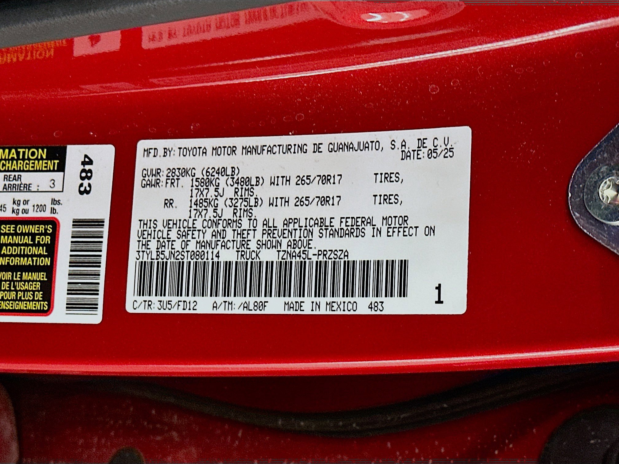 Used 2025 Toyota Tacoma TRD Off-Road image 12