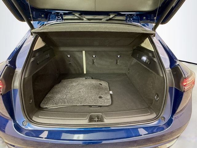 Used 2023 Buick Envision Avenir image 30