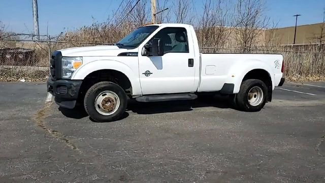 Used 2016 Ford F350 XL w/ Snow Plow Prep Package image 4