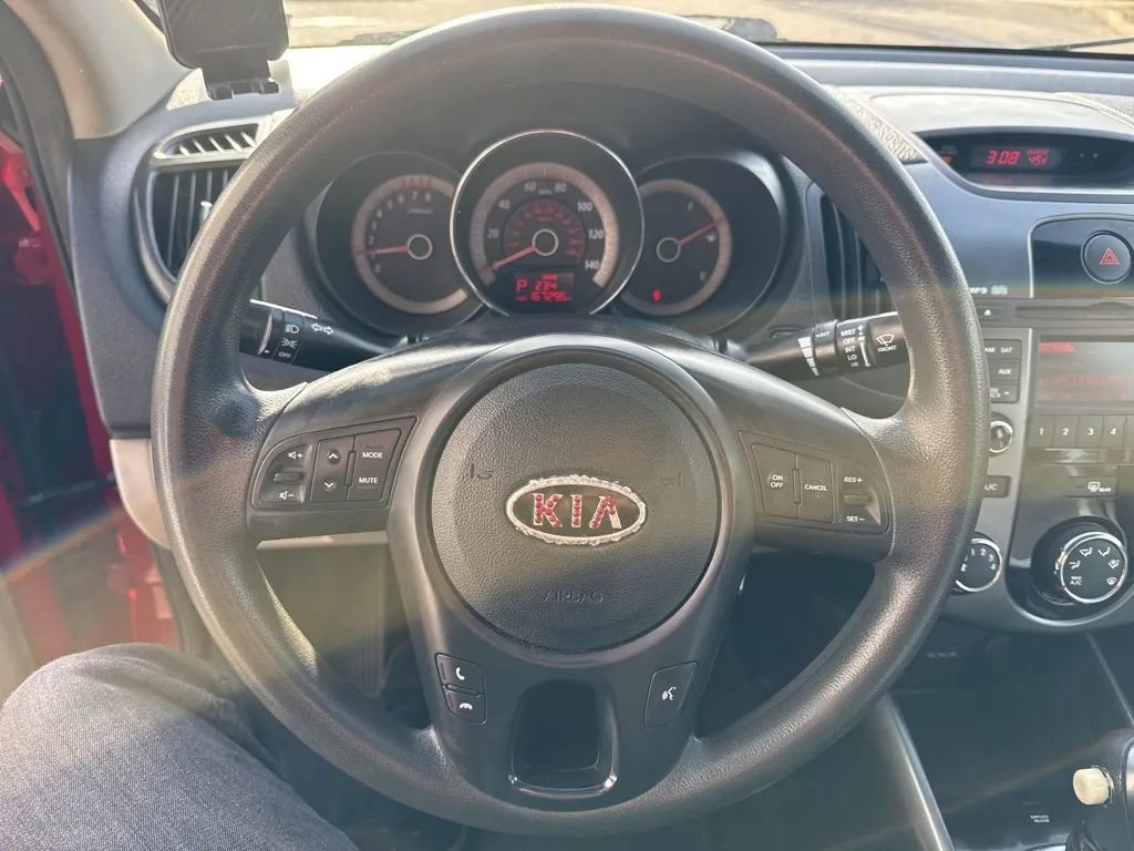 Used 2013 Kia Forte EX w/ Fuel Economy Pkg image 14