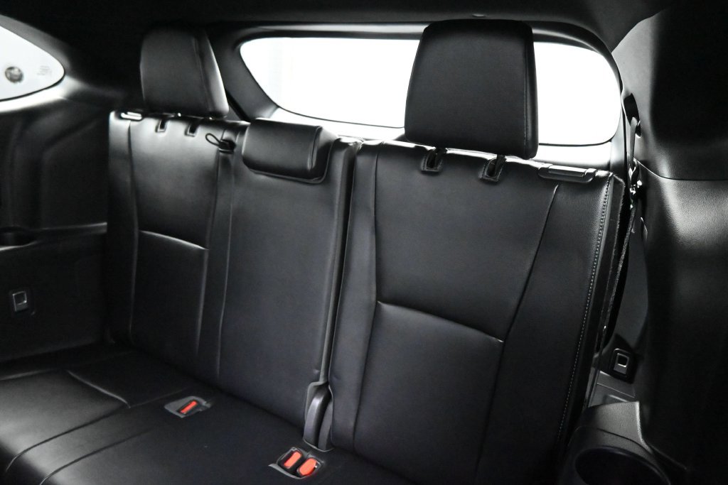 Used 2023 Toyota Highlander XSE FWD image 19
