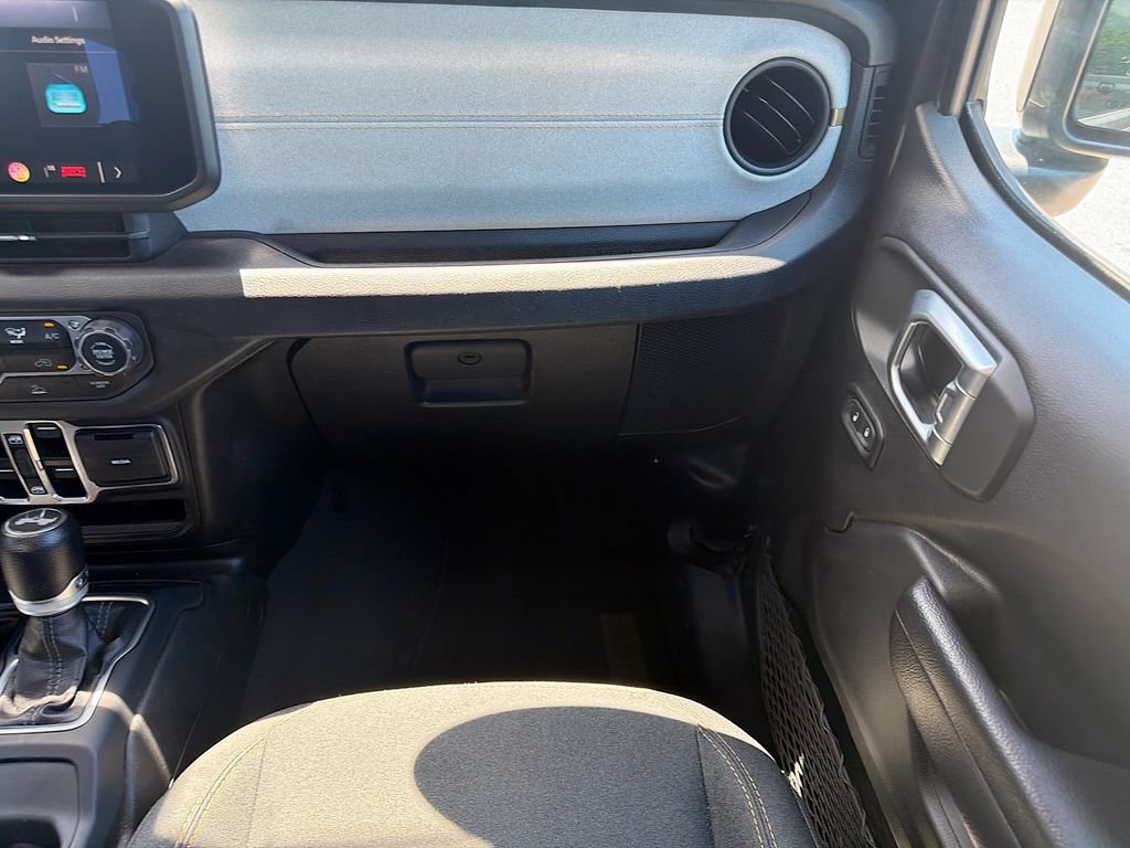 Used 2024 Jeep Wrangler Unlimited Sport AWD/4WD image 17