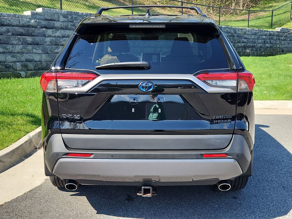 Used 2021 Toyota RAV4 Limited AWD/4WD image 7